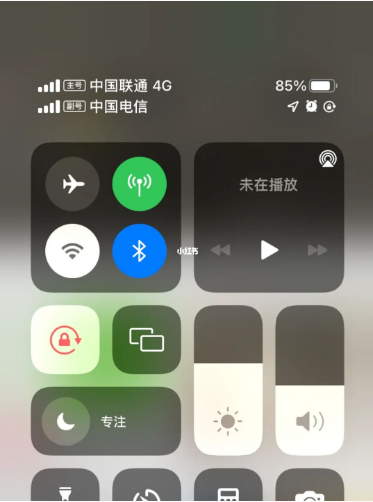 河北苹果手机维修分享iPhone双卡信号解决办法 
