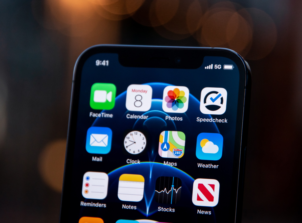 河北苹果手机维修分享为什么 iPhone 12 在冬季会自动关机 