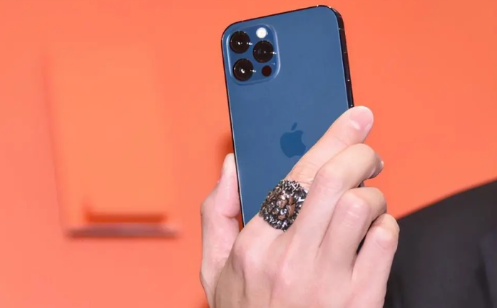 河北苹果手机维修分享iPhone12系列重启方法教程 
